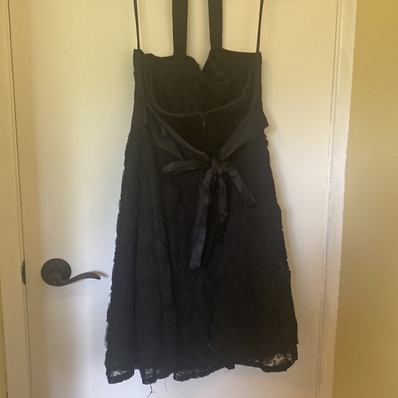 Black satin top halter dress with flowers - Picture 2 of 7